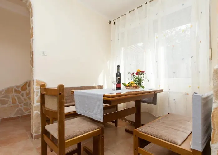 With Wifi - 17014 Appartement *